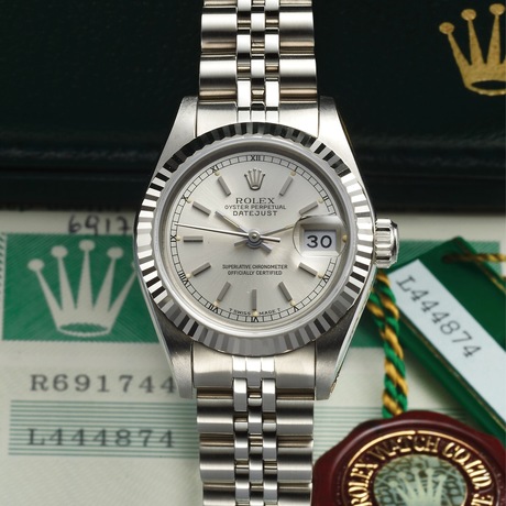 Important Modern \u0026 Vintage Timepieces