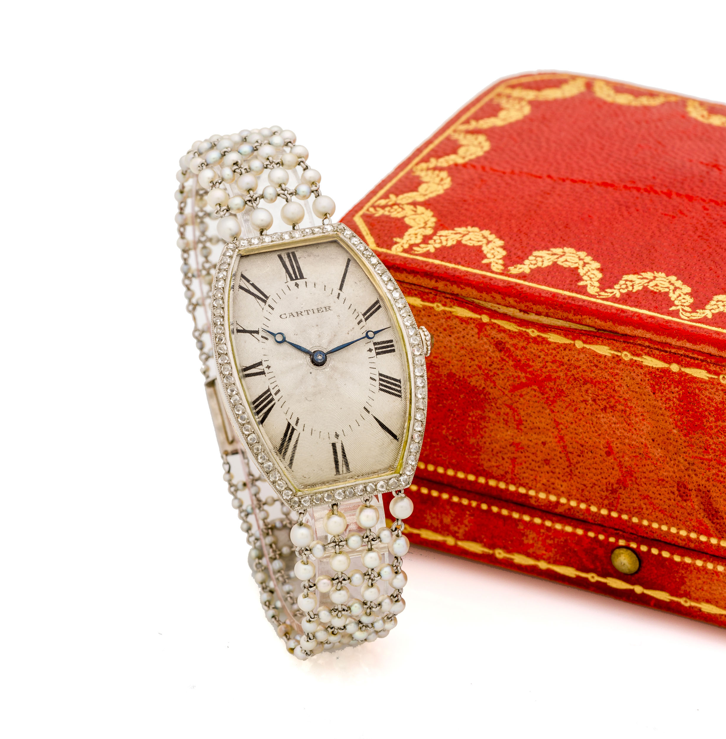 CARTIER, TONNEAU CINTREE, PLATINUM A 