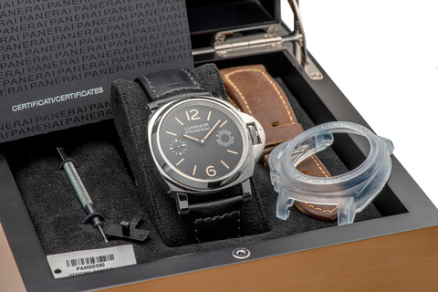panerai 00590